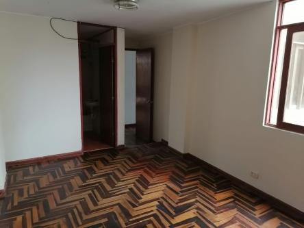 1 Cuarto, 18 m² – ALQUILO HABITACION GRANDE 3° PISO BAÑO PROPIO