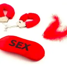 Kit Esposas Y Antifaz necesitas para someterte a los deseos de tu pareja amiga u amante